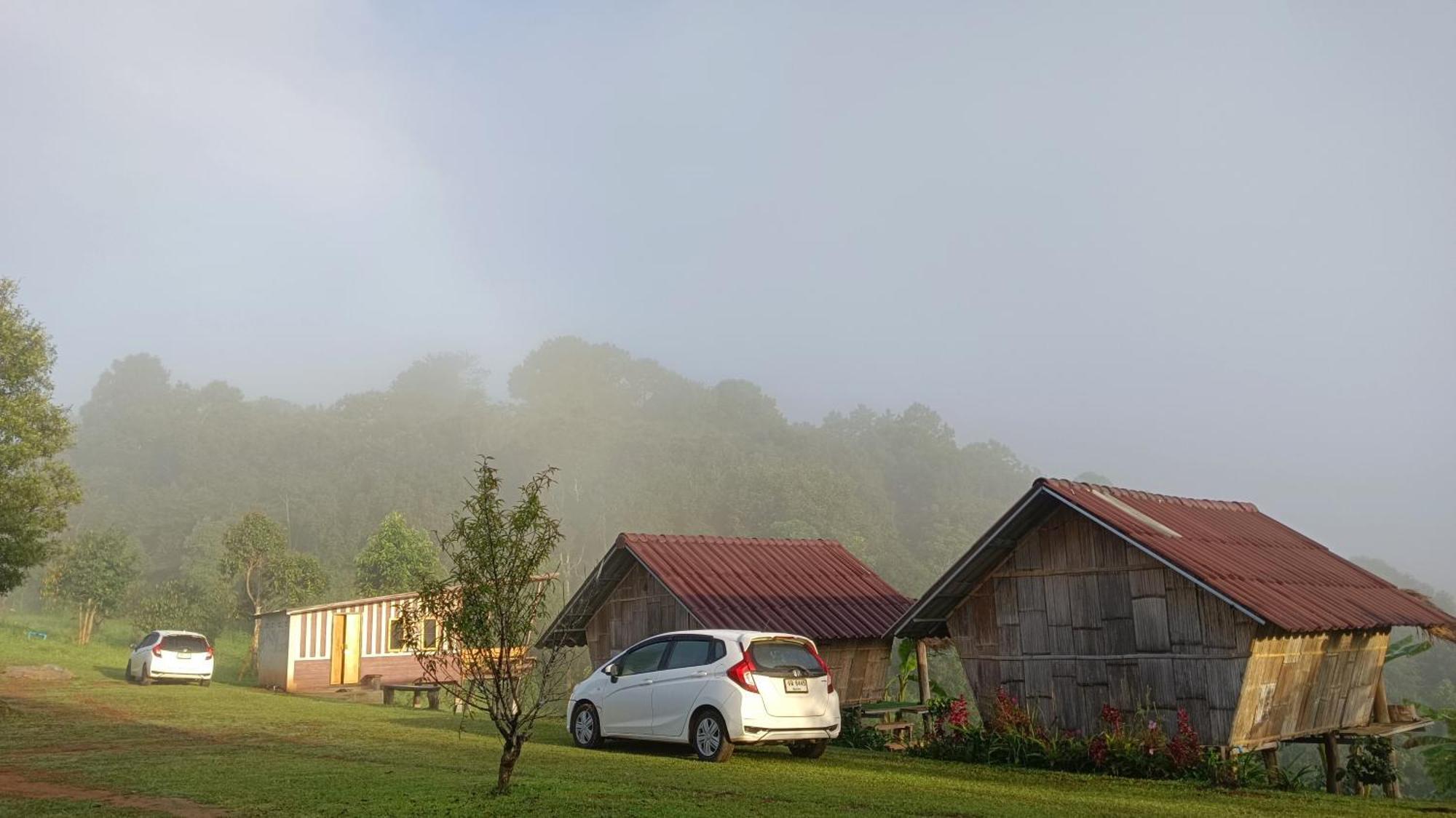 ไร่นิธิสุนทร Nithisoonthon Farmstay Мэхонгсон Экстерьер фото
