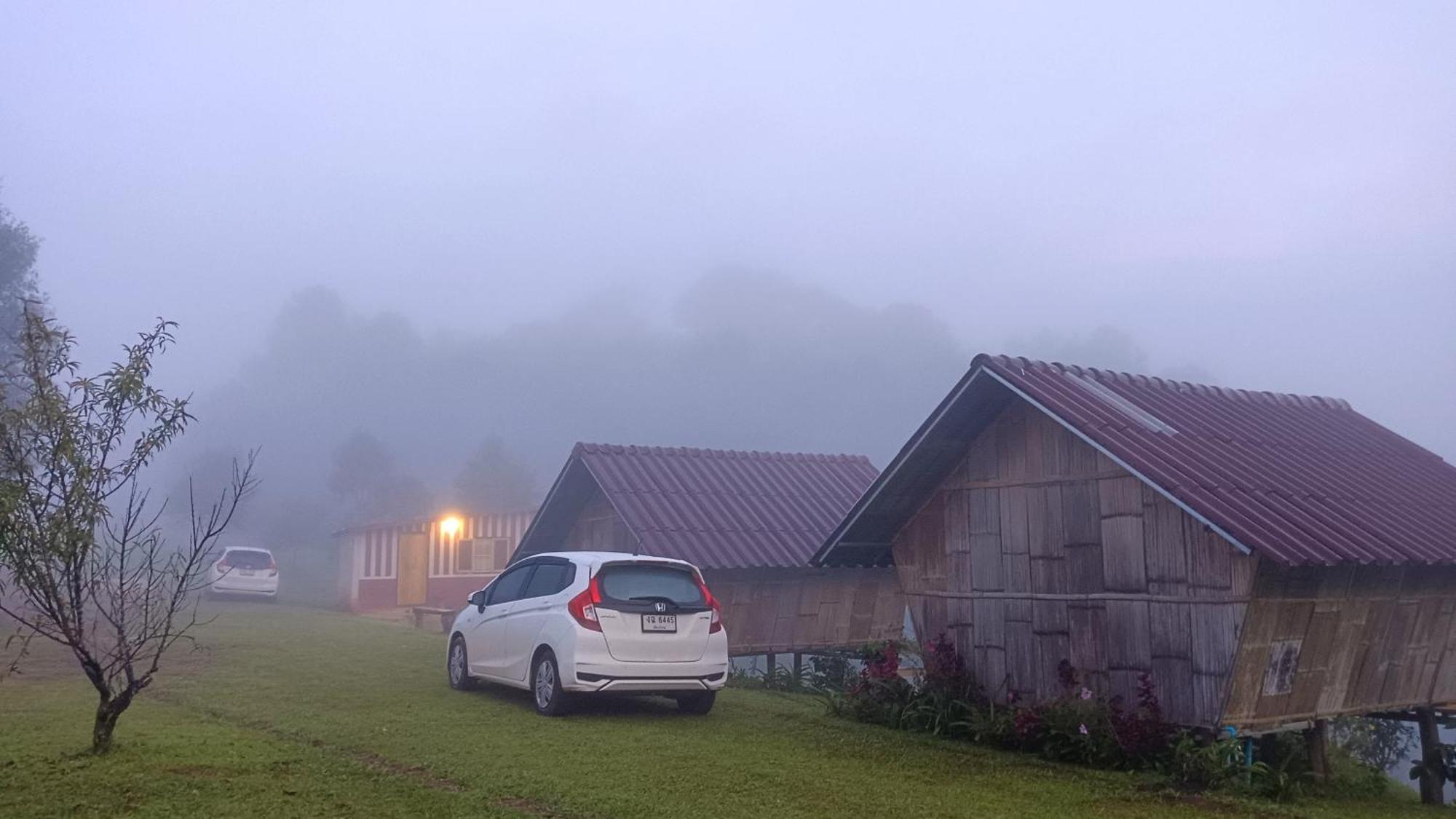 ไร่นิธิสุนทร Nithisoonthon Farmstay Мэхонгсон Экстерьер фото