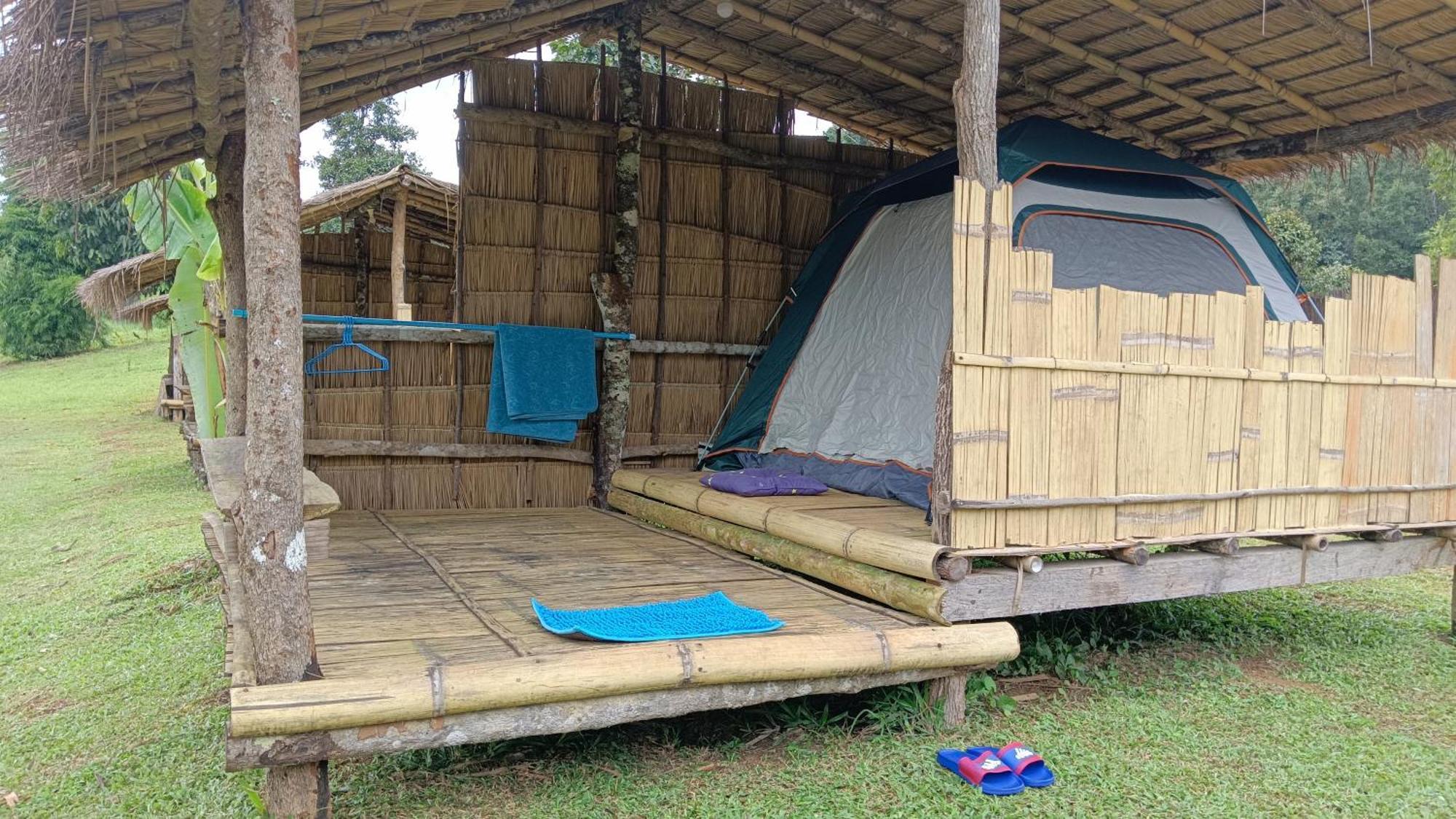 ไร่นิธิสุนทร Nithisoonthon Farmstay Мэхонгсон Экстерьер фото