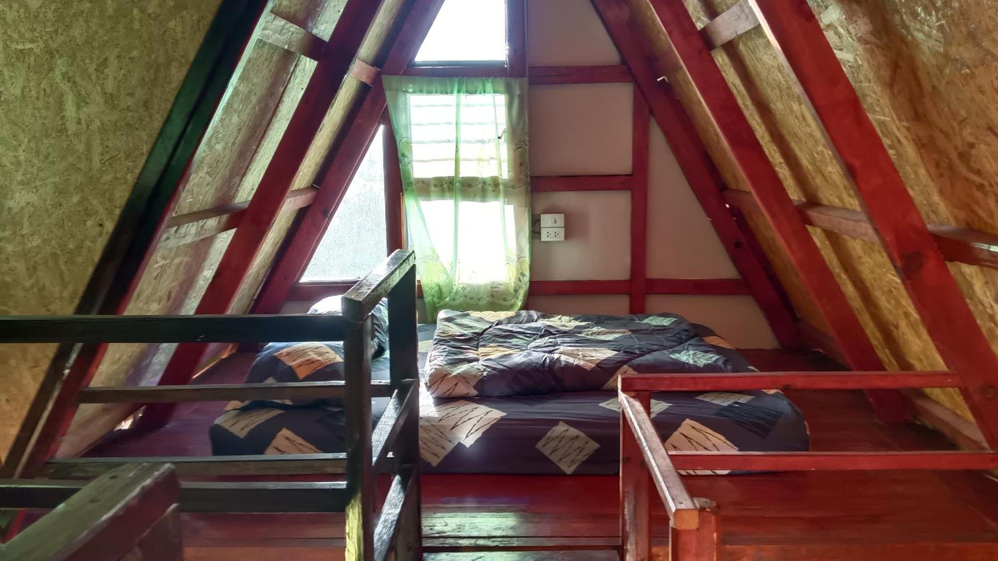 ไร่นิธิสุนทร Nithisoonthon Farmstay Мэхонгсон Экстерьер фото